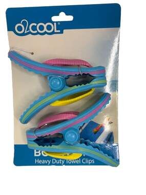 O2 COOL Boca Beach Towel Clips keeps towel in place